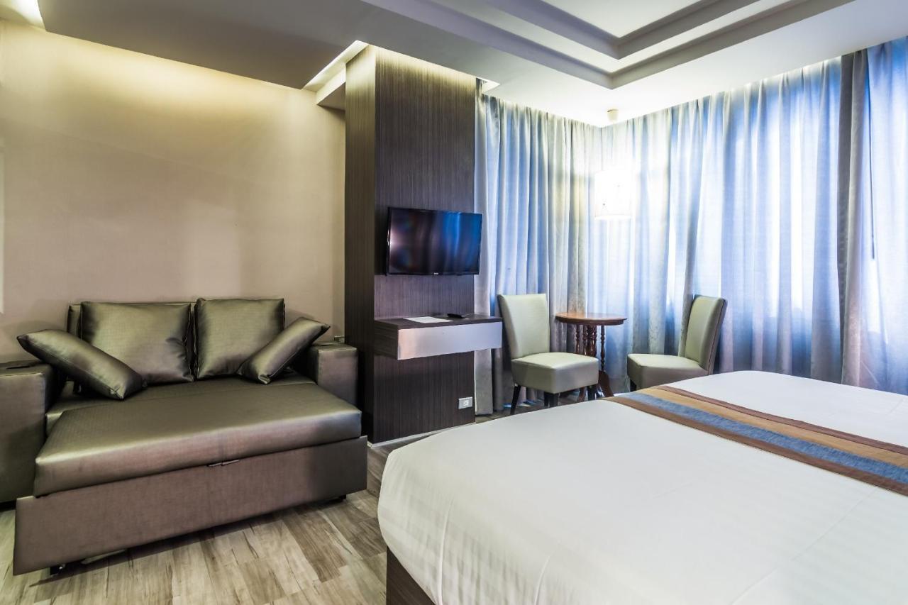 Gallery Design - Sha Extra Plus Hotel Sisaket Екстериор снимка